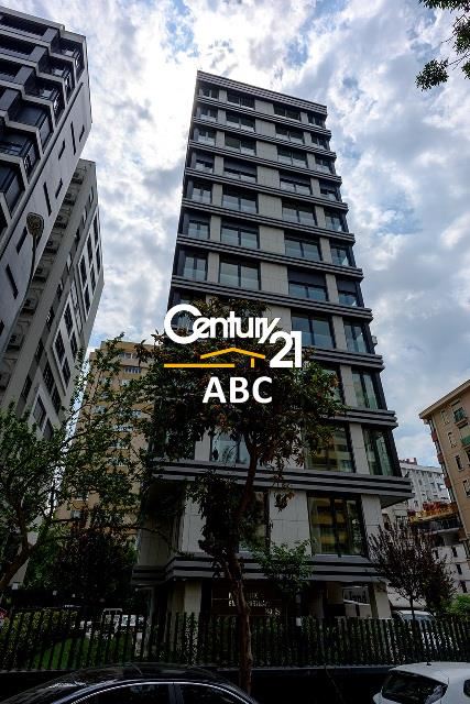 FENERBAHÇE DALYAN'DA CEMİL TOPUZLU CAD. 4. BİNADA 130 M2, 3+1