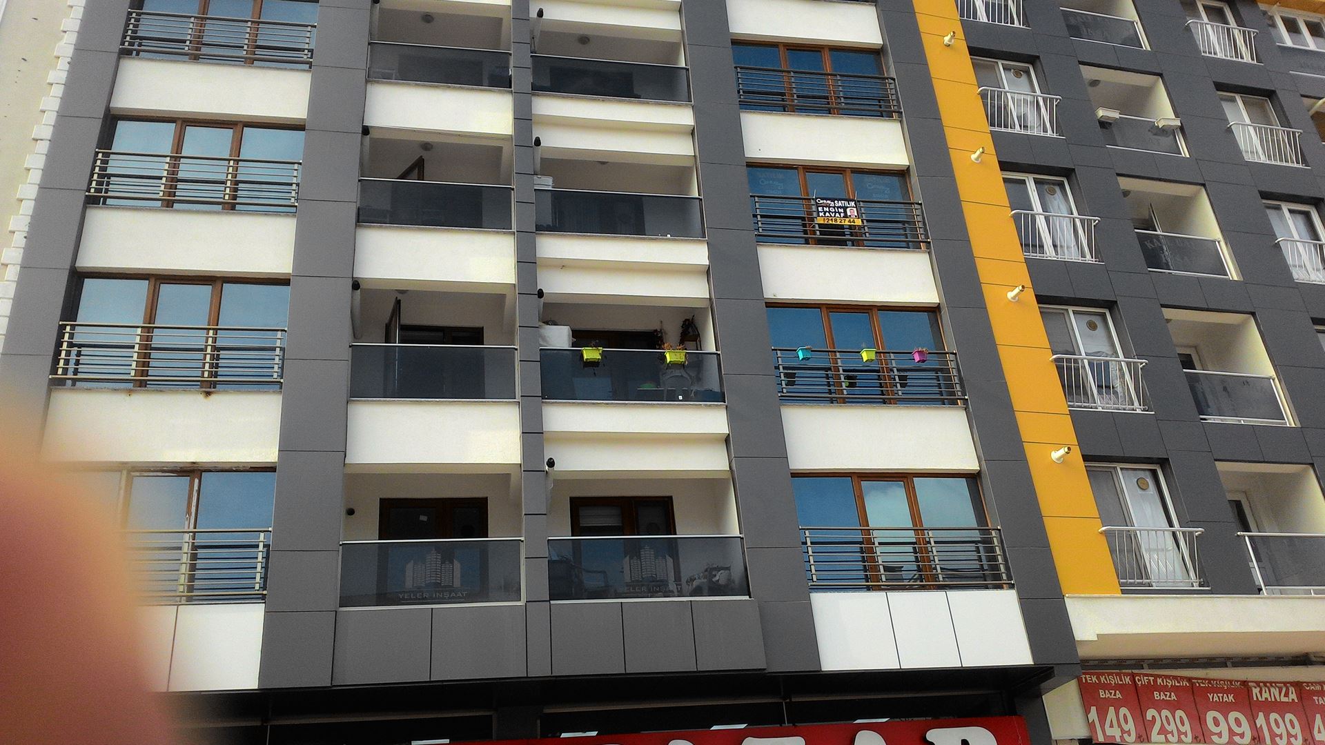 CENTURY21'DEN ATATÜRK CAD. GENİŞ VE ARA KAT , SATILIK 2+1 DAİRE