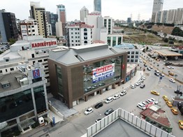 EVRIM BUYUKASLAN'DAN ATASEHIRDE SATILIK 713 m² TERASLI DUKKAN