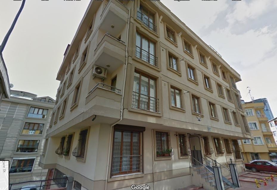 FETİH MAHALLESİNDE OLDUKÇA KEYİFLİ SATILIK ARA KAT DAİRE