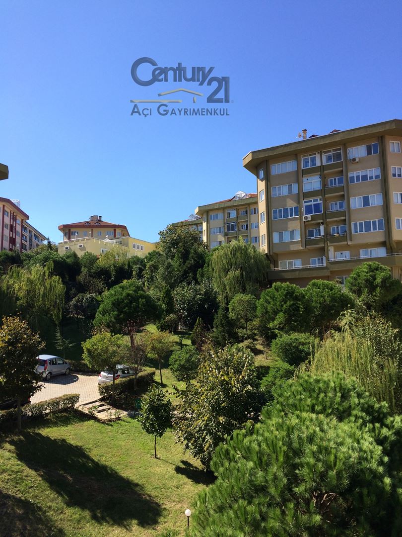 ZEKERİYAKÖY'DE SİTE İÇERİSİNDE KİRALIK 3+1 DAİRE