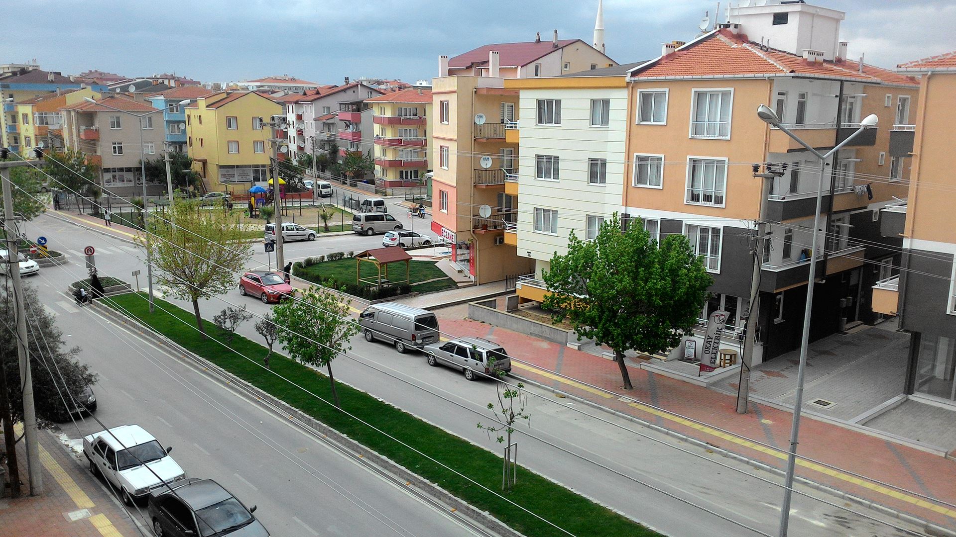 CENTURY21'DEN ANA CADDE ÜZERİ SATILIK UYGUN, 3+1 DUBLEKS