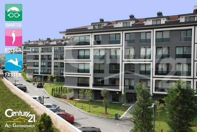 PANAROMA NORTH İSTANBUL'DA BAKIMLI TEMİZ 2+1 DAİRE