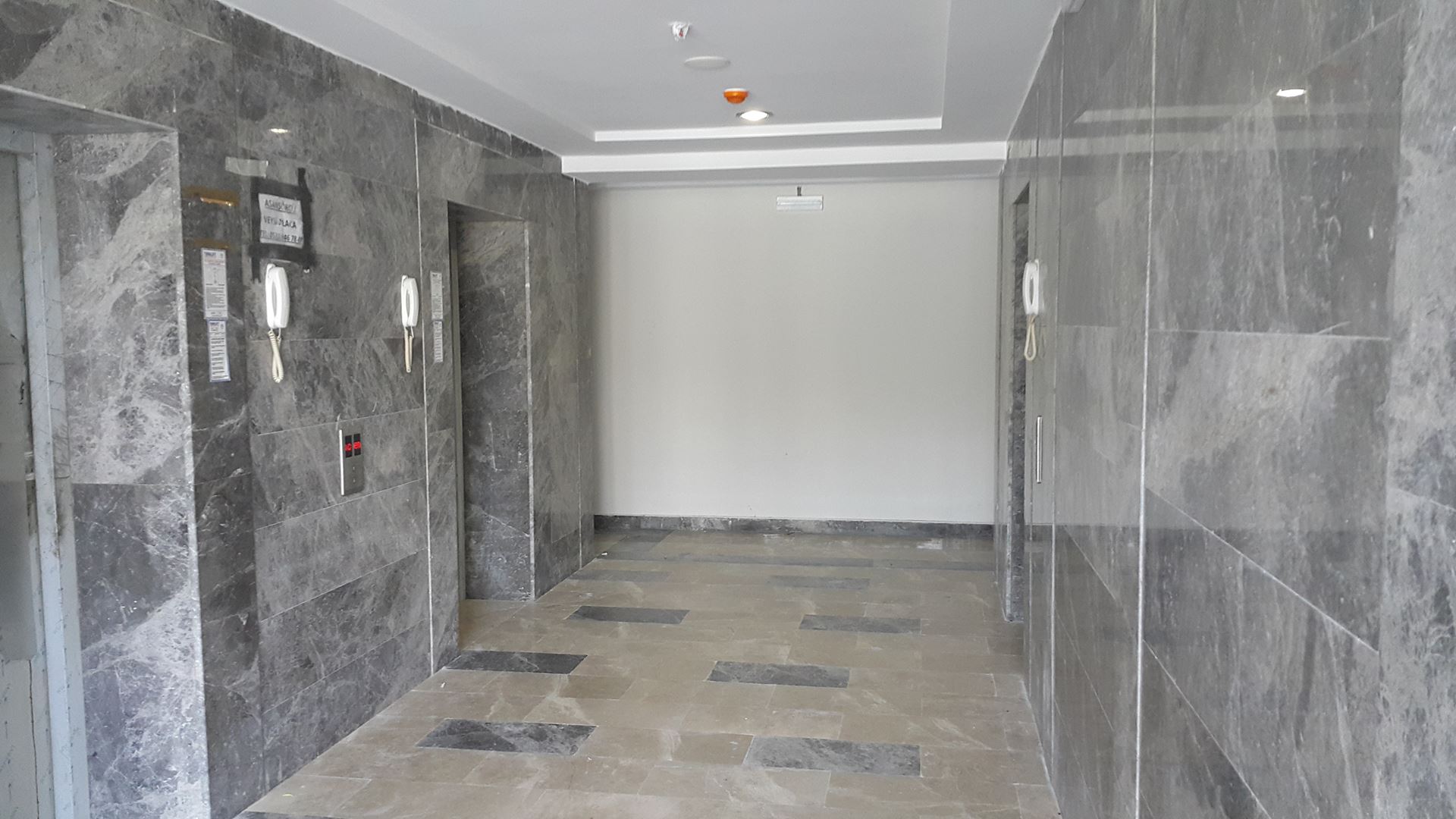 EMLAK KONUT BAŞAKŞEHİR EVLERİ NDE KİRALIK D KULEDE 3+1 DAİRE