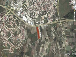 İzmir yoluna Cephe Görükle Mera da 20 Dönüm Ticari Arazi.