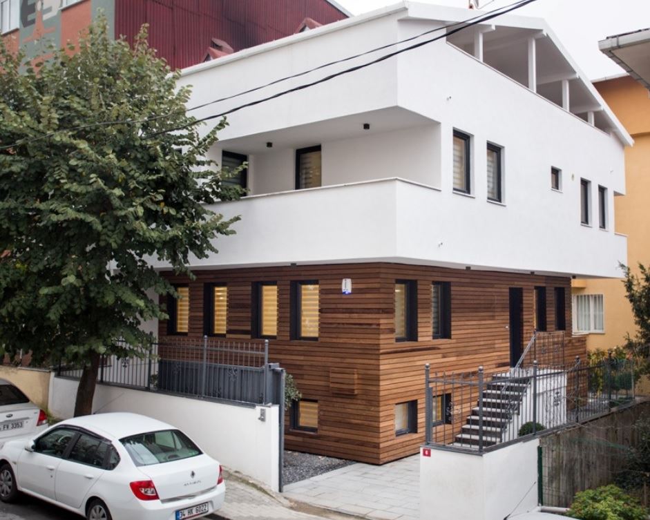 KONUMU, VE TOPLU ULAŞIMA OLAN YAKINLIĞIYLA HARİKA FIRSAT